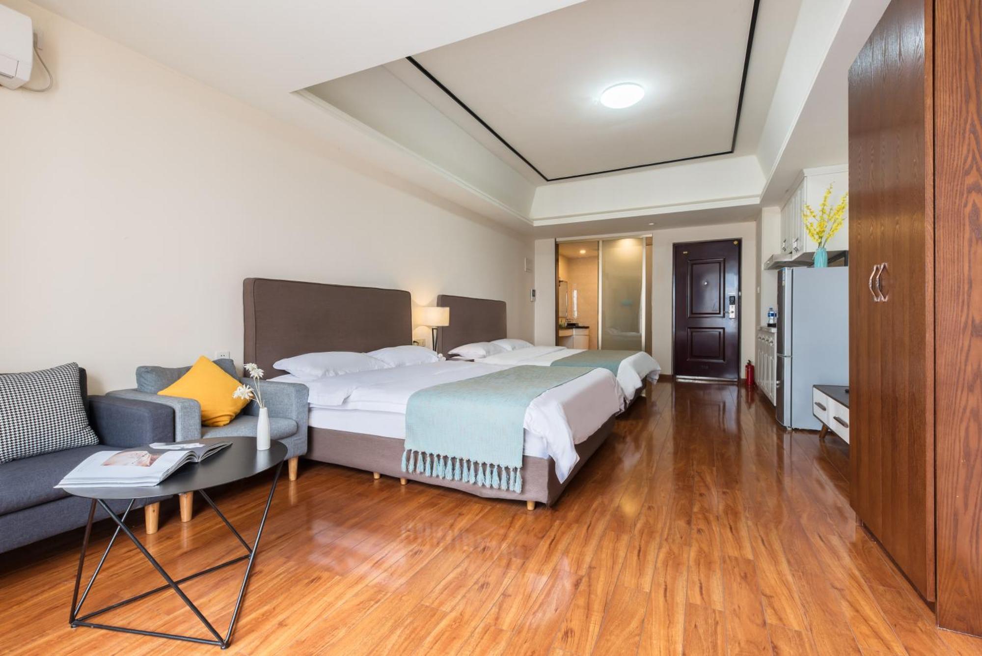 Livetour Hotel Luogang Wanda Plaza Suyuan Metro Гуанчжоу Экстерьер фото